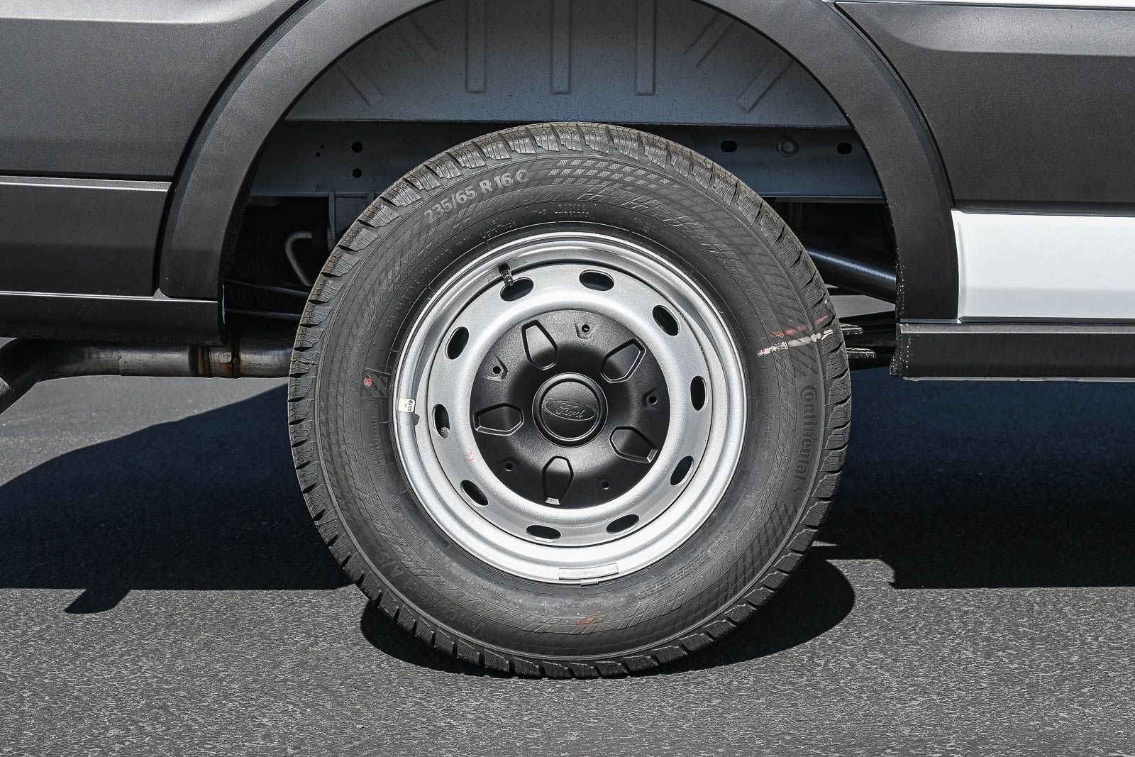 New 2026 Oxford White Ford Cargo Van image 8