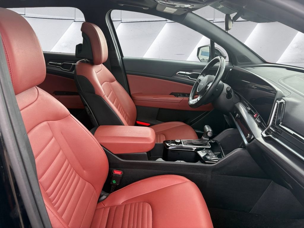 Used 2025 Black Kia SX-Prestige image 11