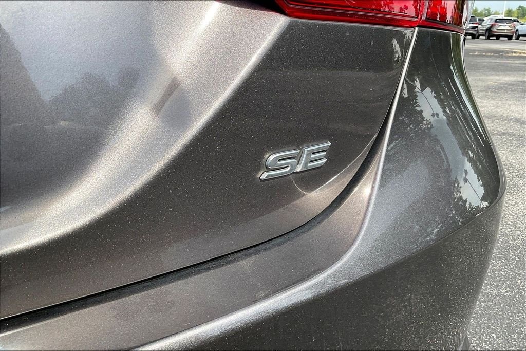 Used 2022 Gray Toyota SE image 28