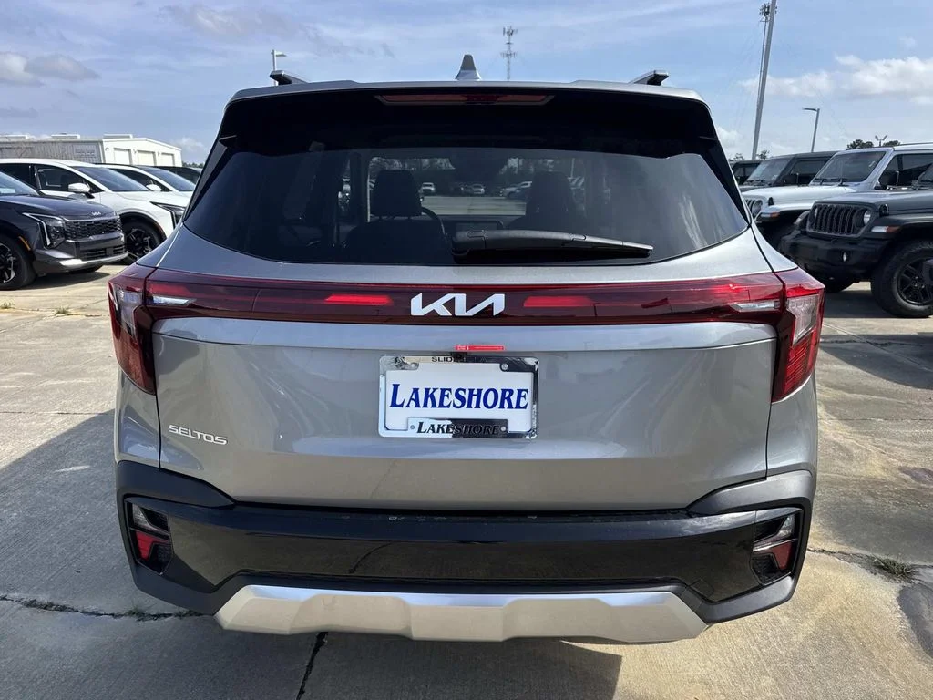 New 2026 Steel Gray Kia S image 5