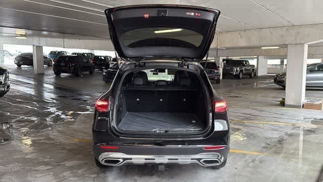 Used 2025 Black Mercedes-Benz GLC 300 image 7