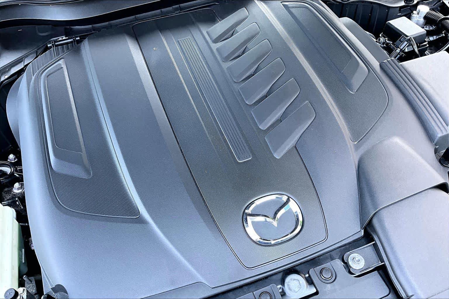 Used 2025 Jet Black Mica Mazda Preferred Package image 31