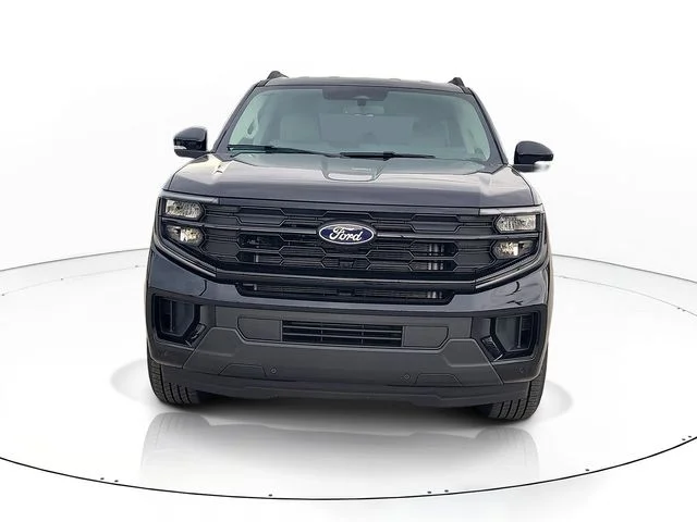 New 2027 Black Metallic Ford Active image 2
