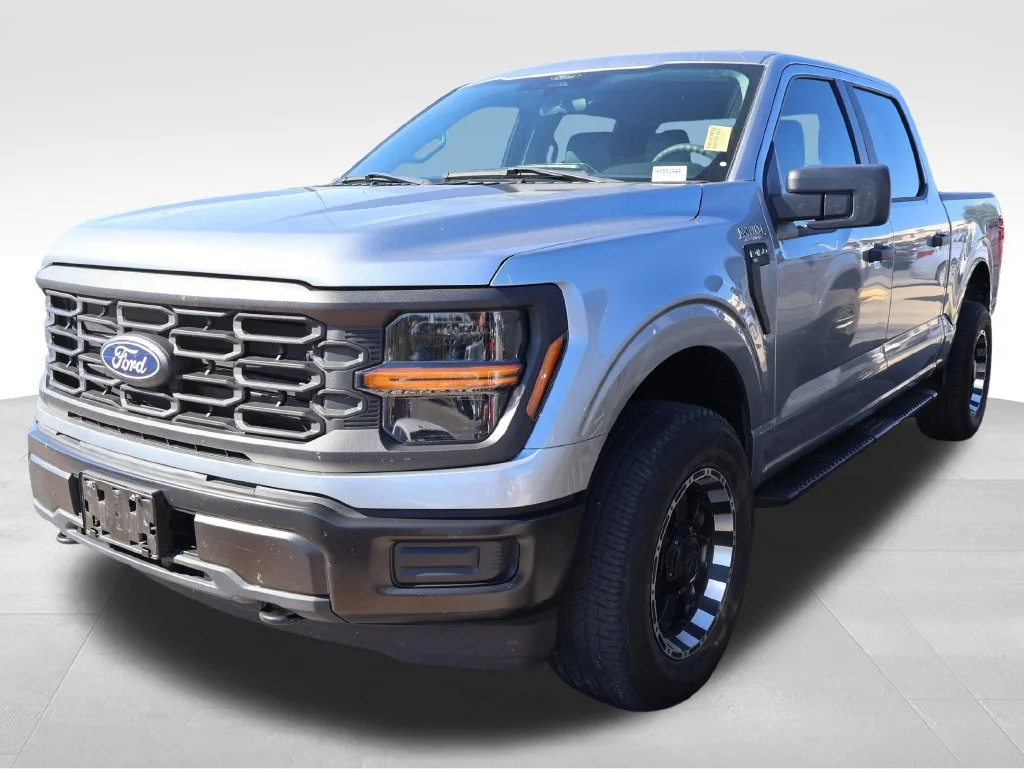 Used 2024 Silver Metallic Ford XL image 4