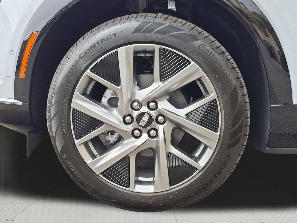 2027 Cadillac OPTIQ Luxury - Photo 32