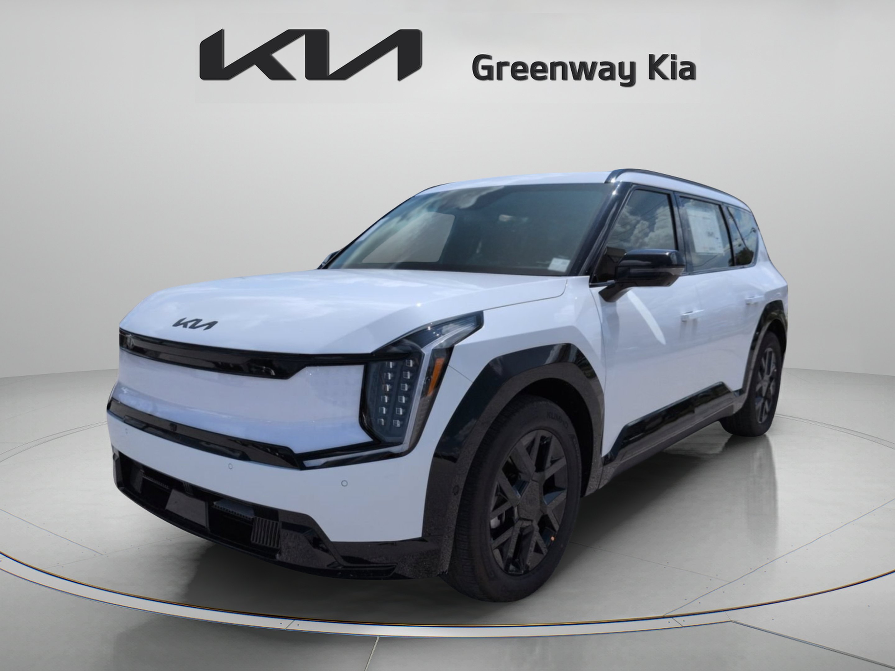 New 2026 Glacial White Pearl Kia Land AWD image 4