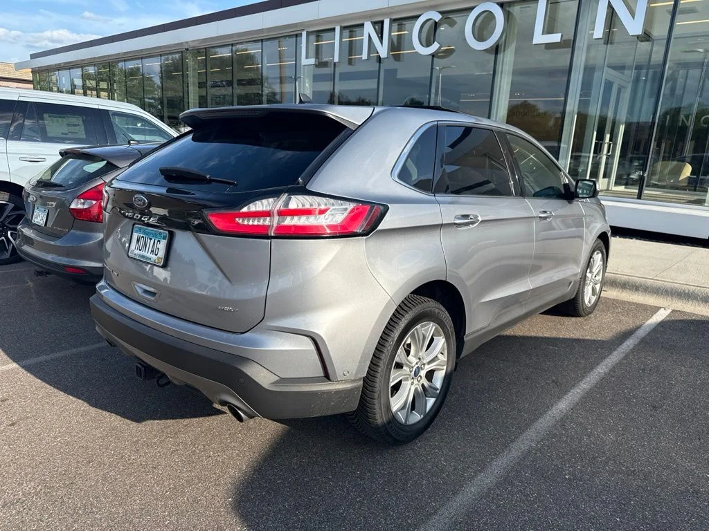 Used 2021 Silver Ford Titanium image 2