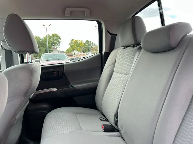 Used 2019 Quicksand Toyota SR5 image 16