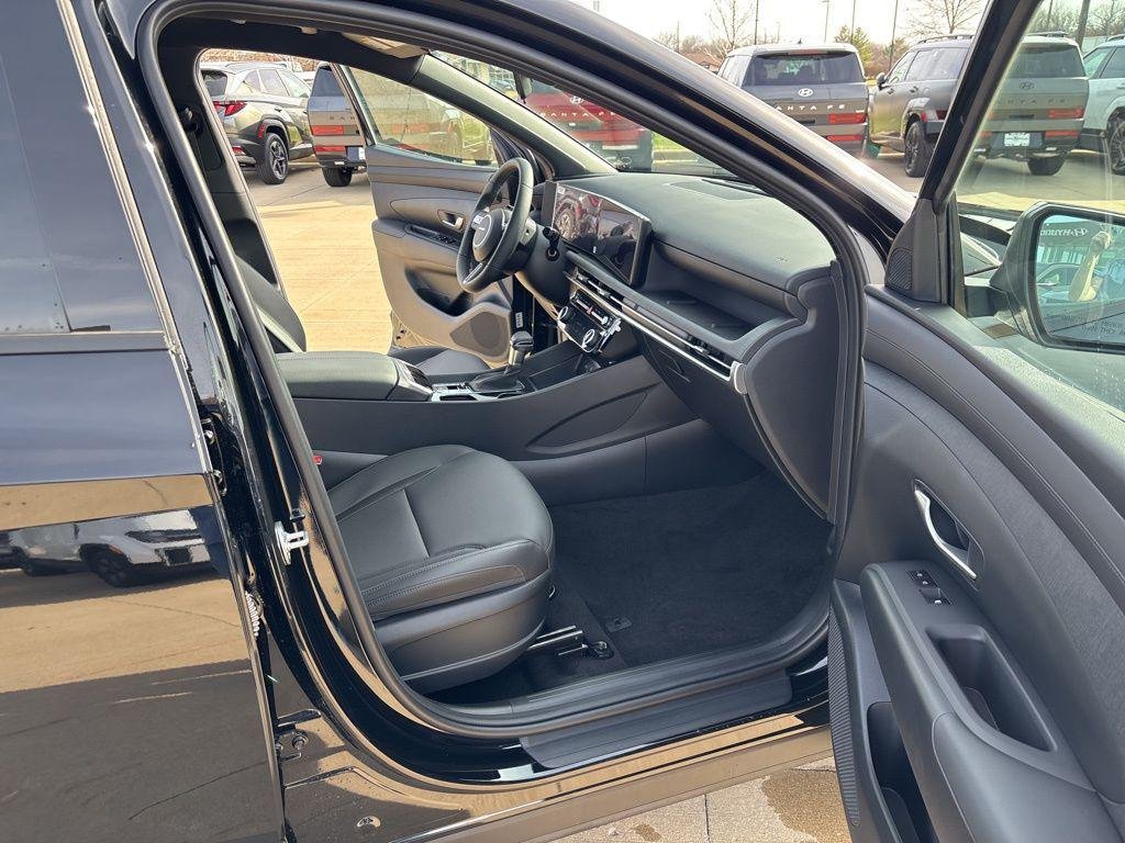 New 2026 Phantom Black Hyundai XRT AWD image 30