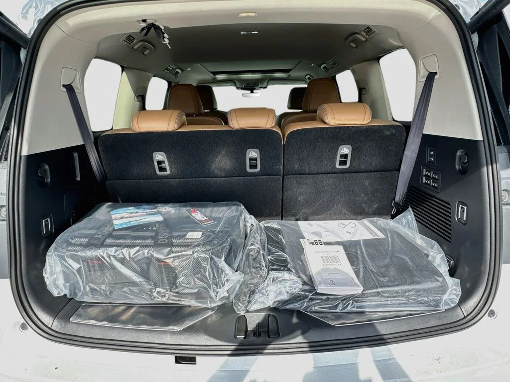 New 2027 RADIANT WHITE INFINITI Luxe 2WD image 28