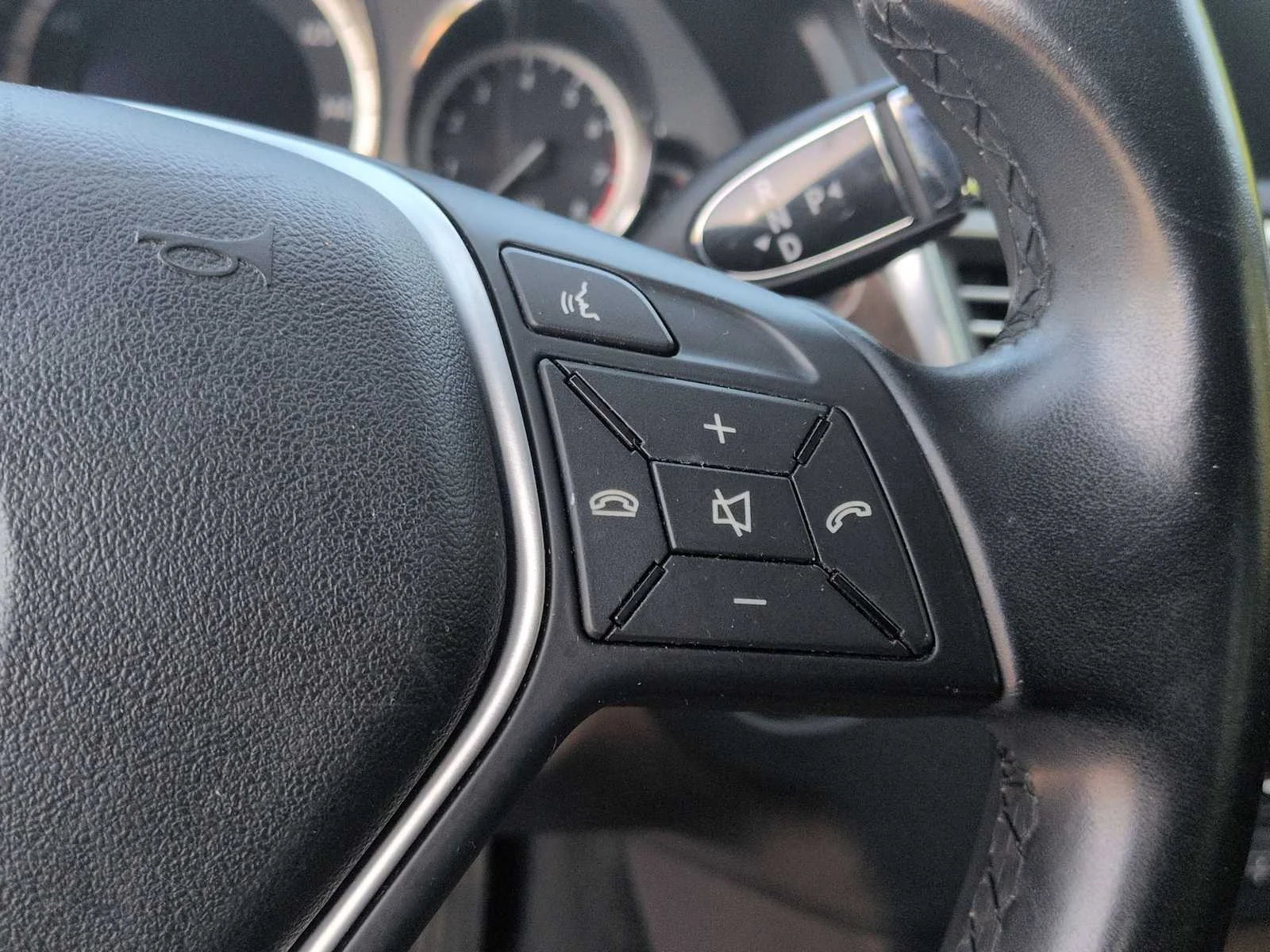 Used 2012 Iridium Silver Metallic Mercedes-Benz E 350 Sport image 27