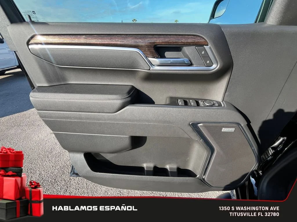 New 2026 Onyx Black GMC Elevation image 23