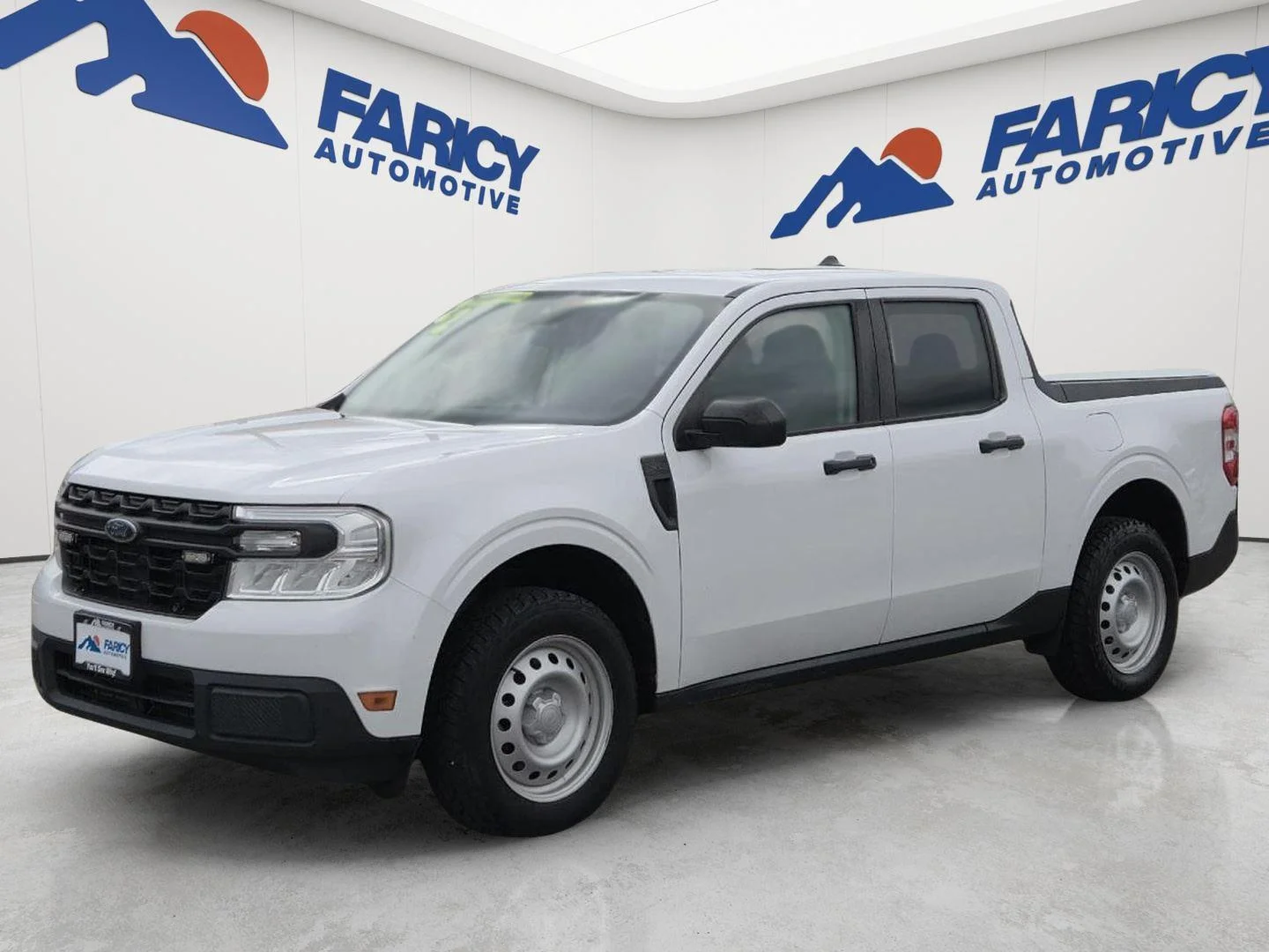 Used 2022 Oxford White Ford XL image 1