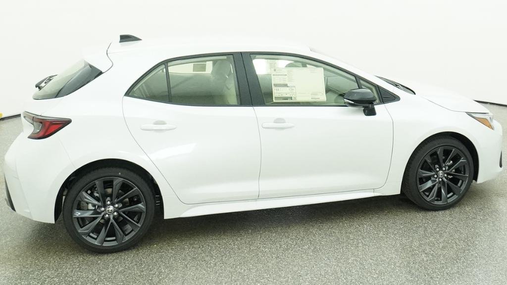 New 2026 Wind Chill Pearl Toyota XSE image 10
