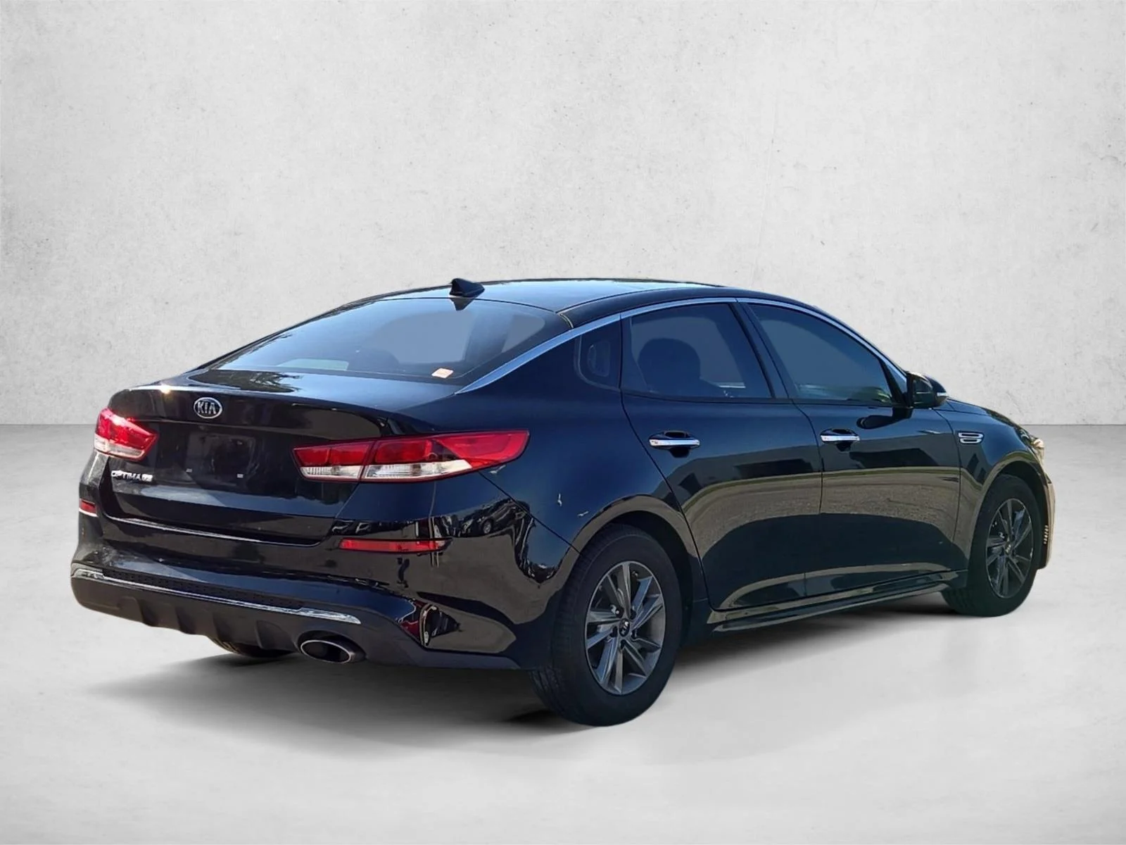 Used 2019 Ebony Black Kia LX image 2