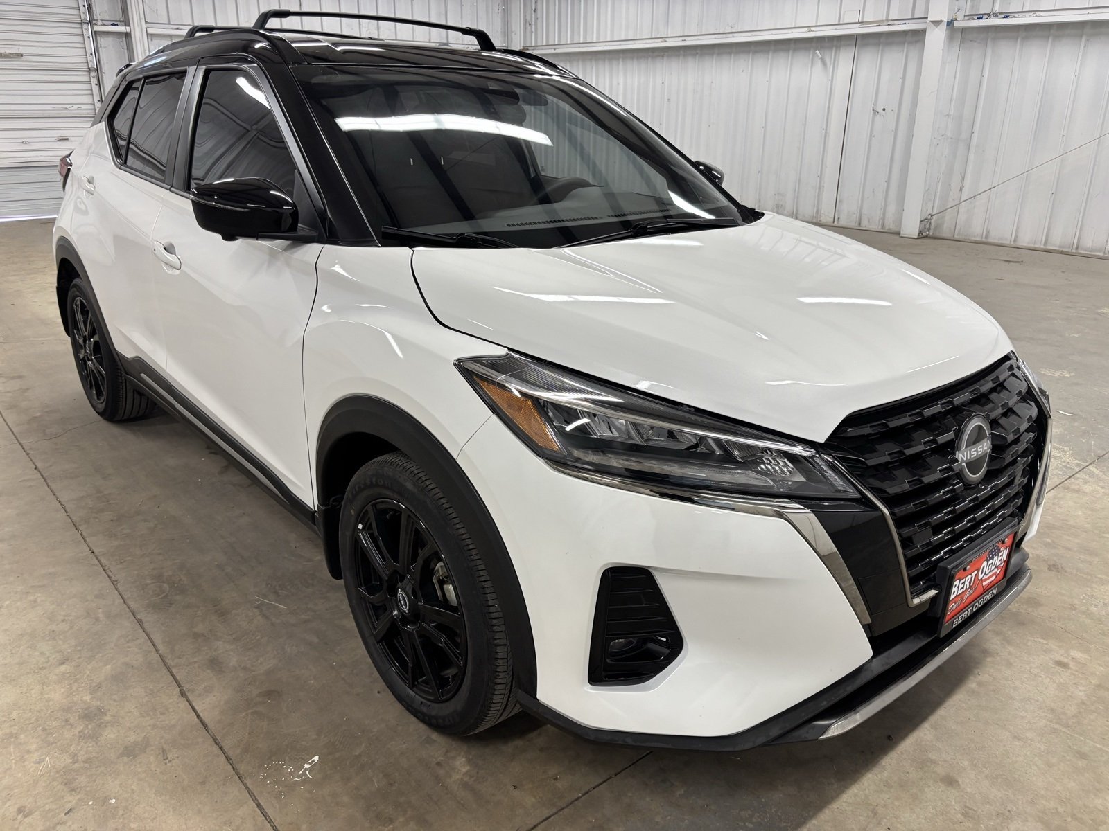 2024 Nissan Kicks SR