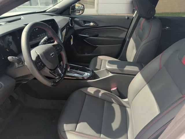 2026 Chevrolet Trax RS - Photo 10