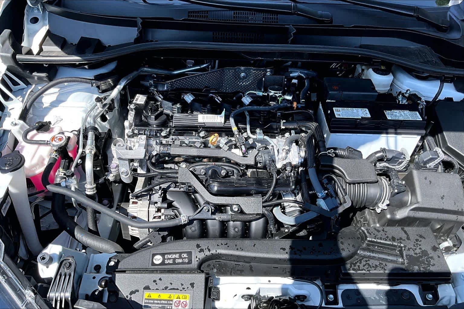 Used 2023 Wind Chill Pearl Toyota XLE image 32