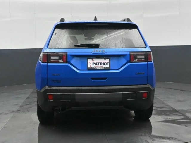 New 2026 Hydro Blue Pearl-Coat Exterior Paint Jeep Laredo image 6