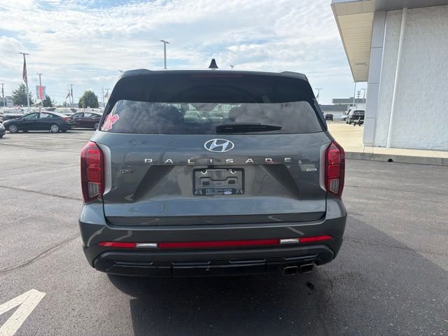 Used 2023 Steel Graphite Hyundai XRT image 3