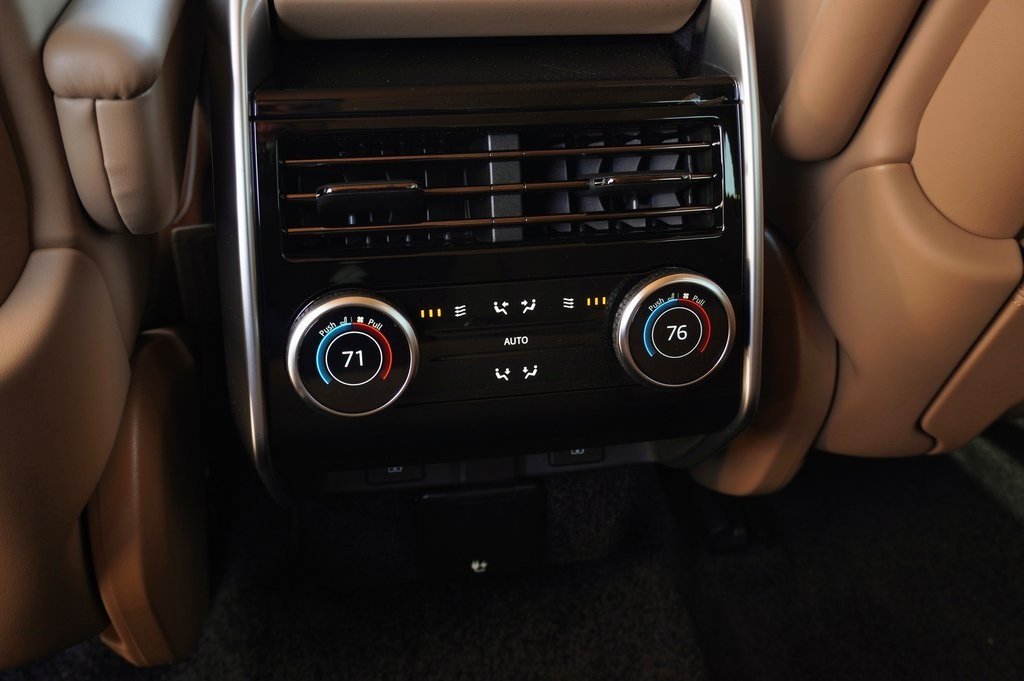 2026 LAND ROVER RANGE ROVER - Image 34