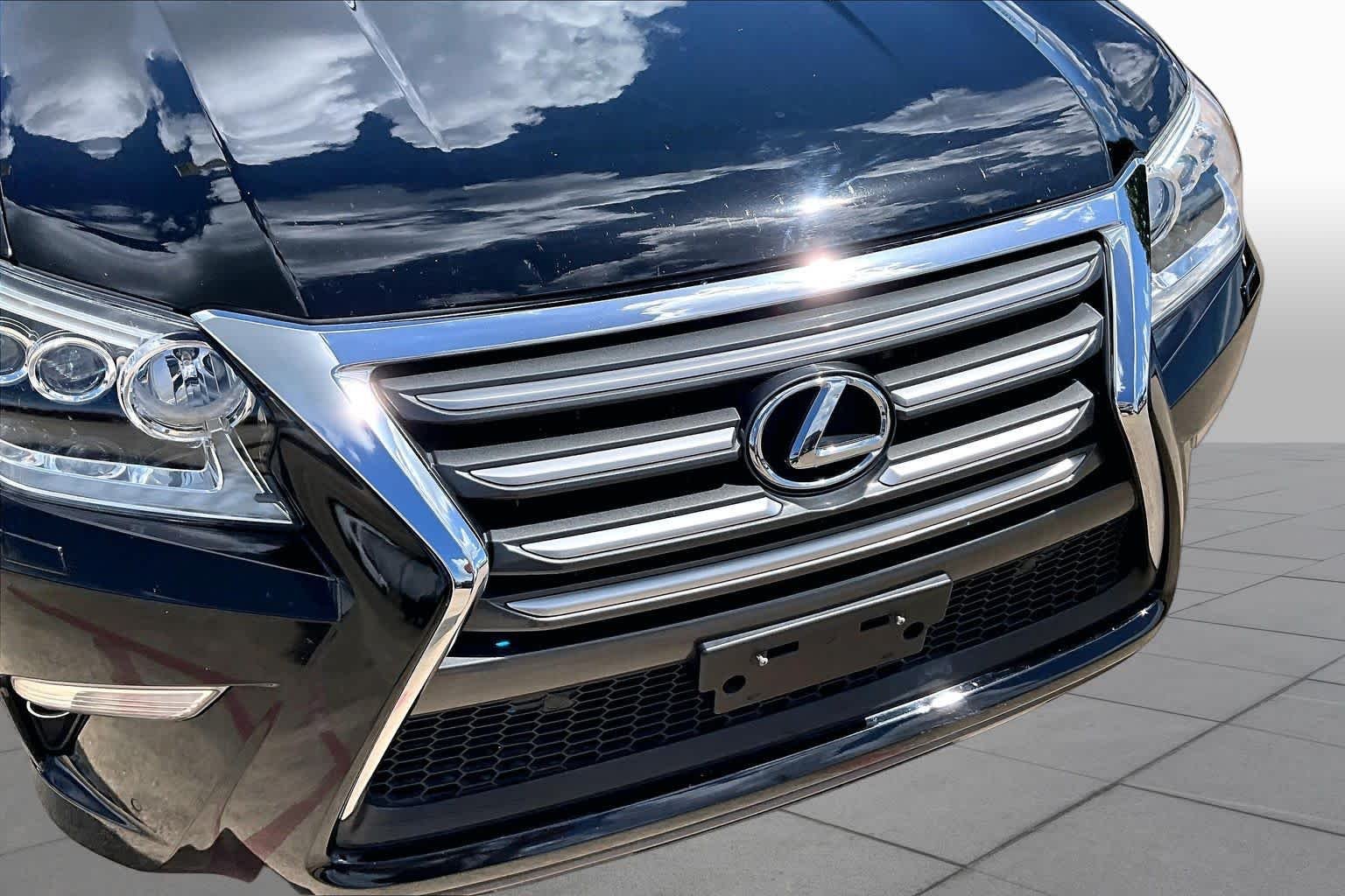 Used 2017 Black Onyx Lexus Premium image 29