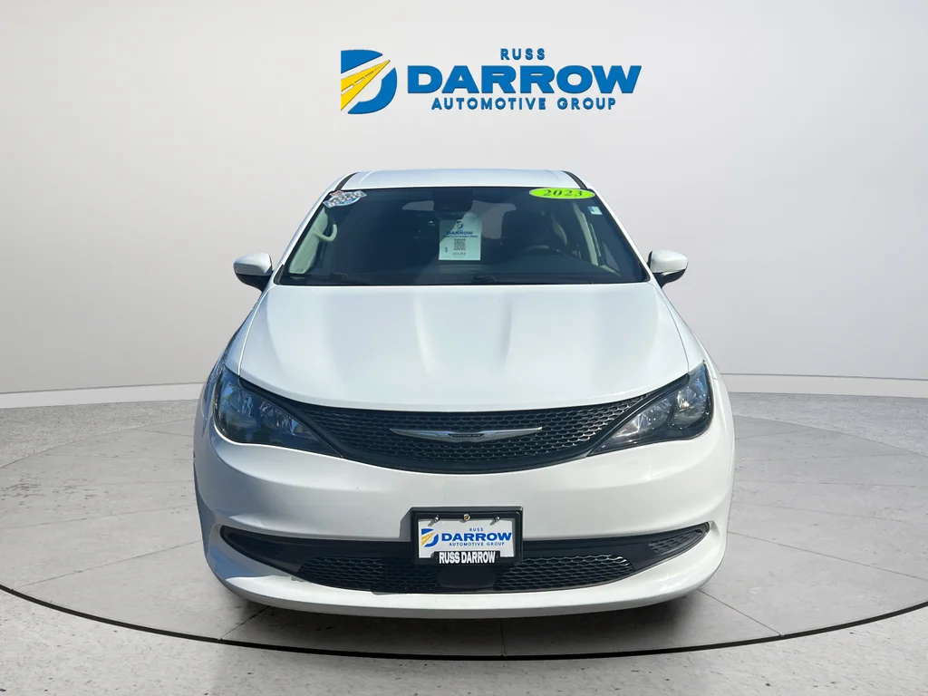 Used 2023 White Chrysler LX image 8