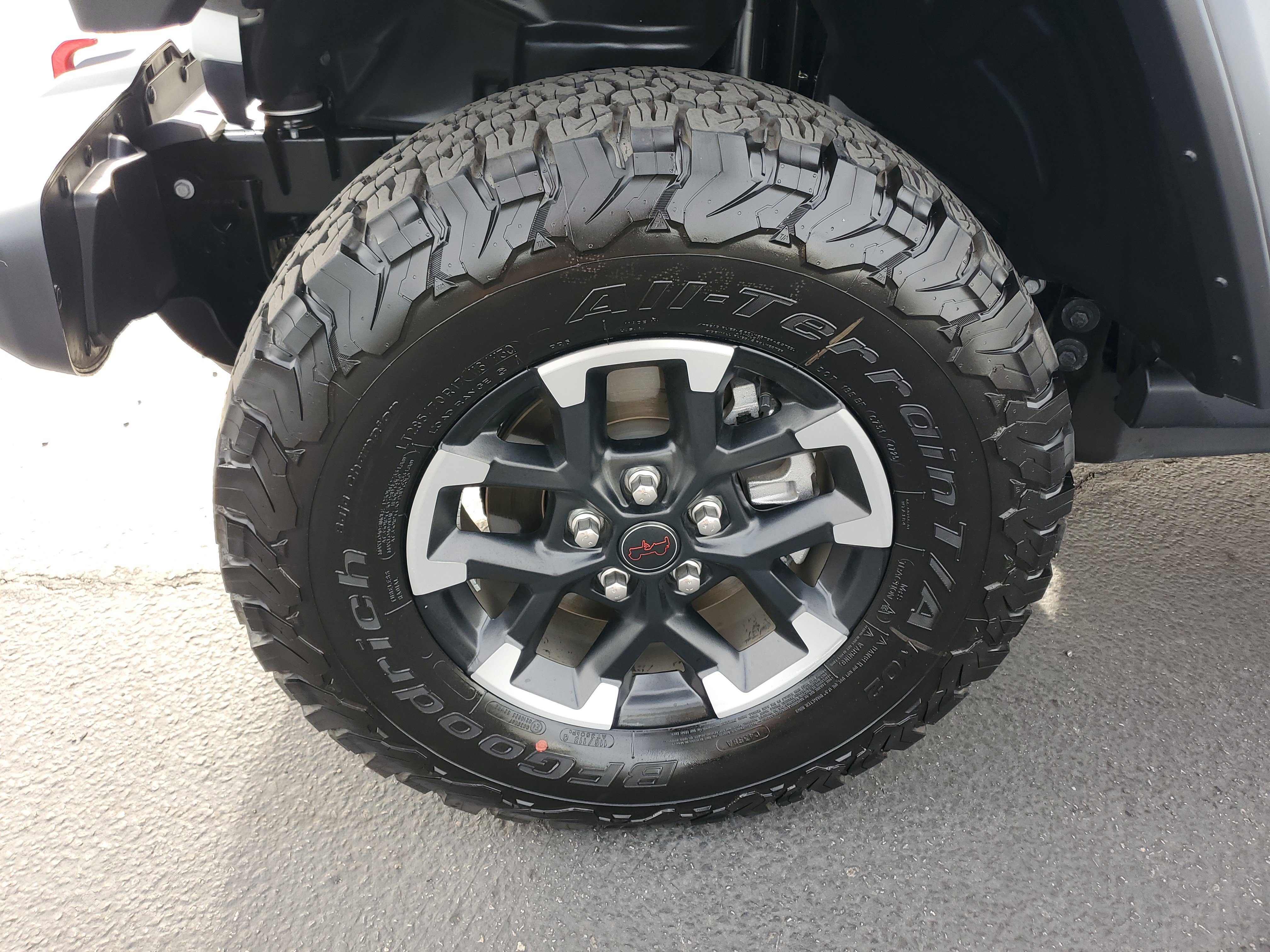 Certified Used 2026 White/off-white Jeep Rubicon image 9