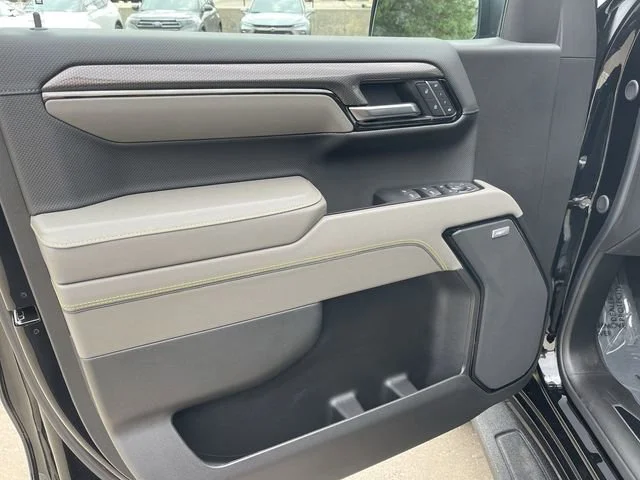 2026 Chevrolet Silverado 1500 ZR2 - Photo 10