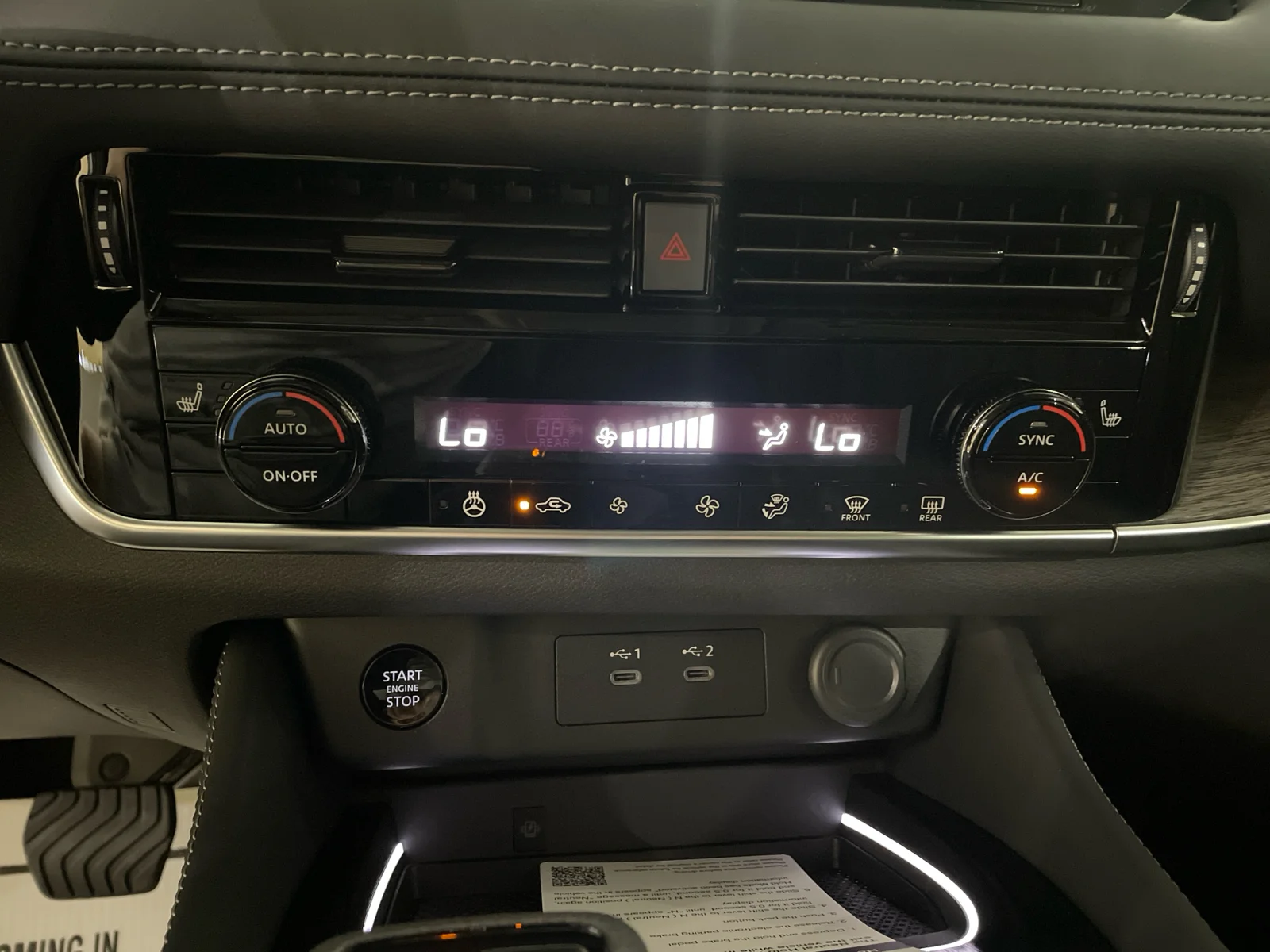 New 2026 Everest White Pearl/Super Black Nissan Platinum image 21