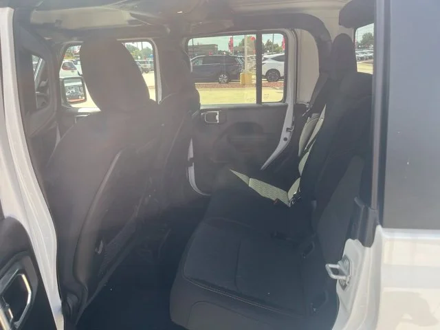 Used 2026 White Jeep Mojave image 7