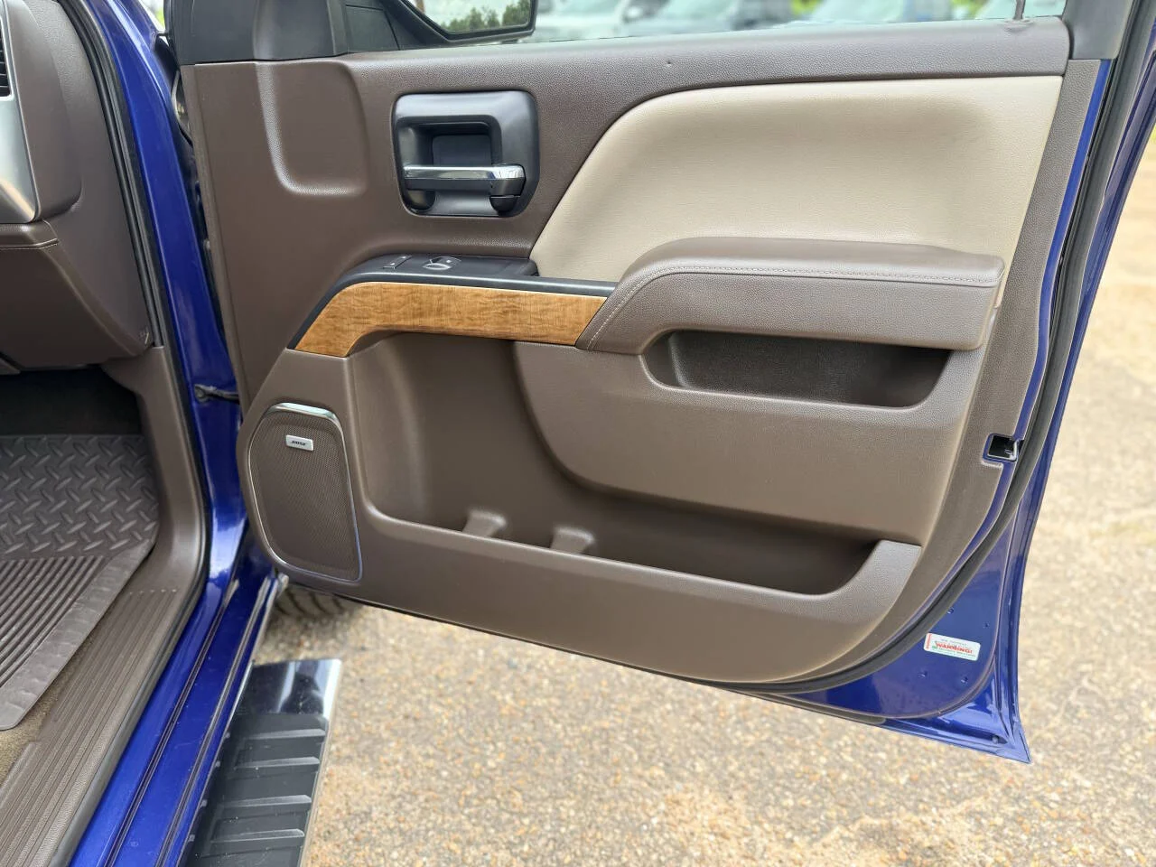 Used 2014 Blue Chevrolet LTZ Z71 4x2 4dr Crew Cab 5.8 ft. SB image 25