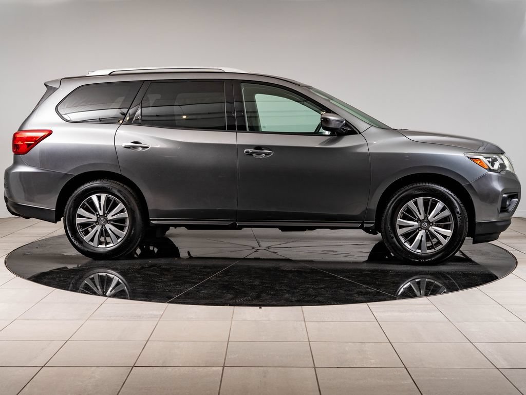 Used 2020 Gun Metallic Nissan SV image 11