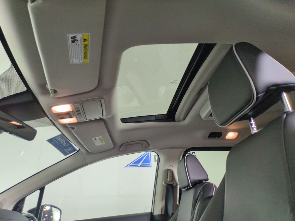 2025 Honda Odyssey Touring - Photo 25