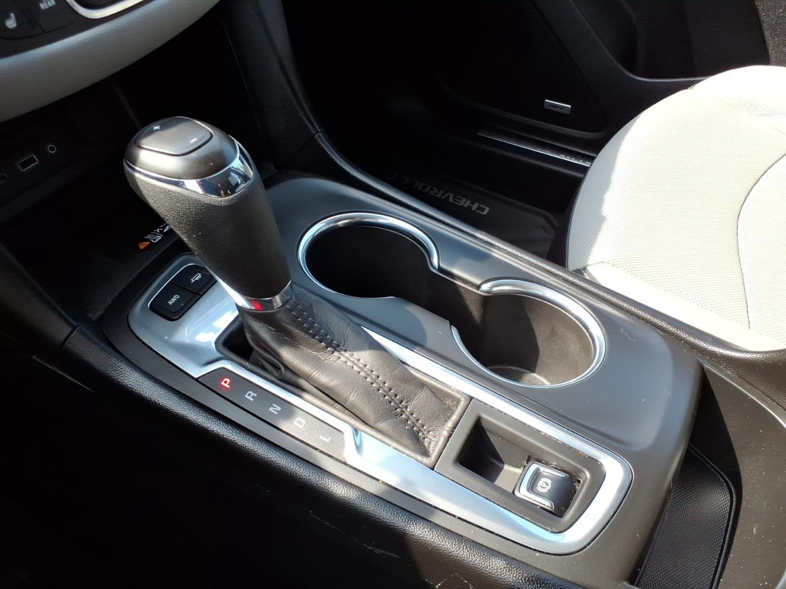 Used 2020 Mosaic Black Metallic Chevrolet Premier image 22