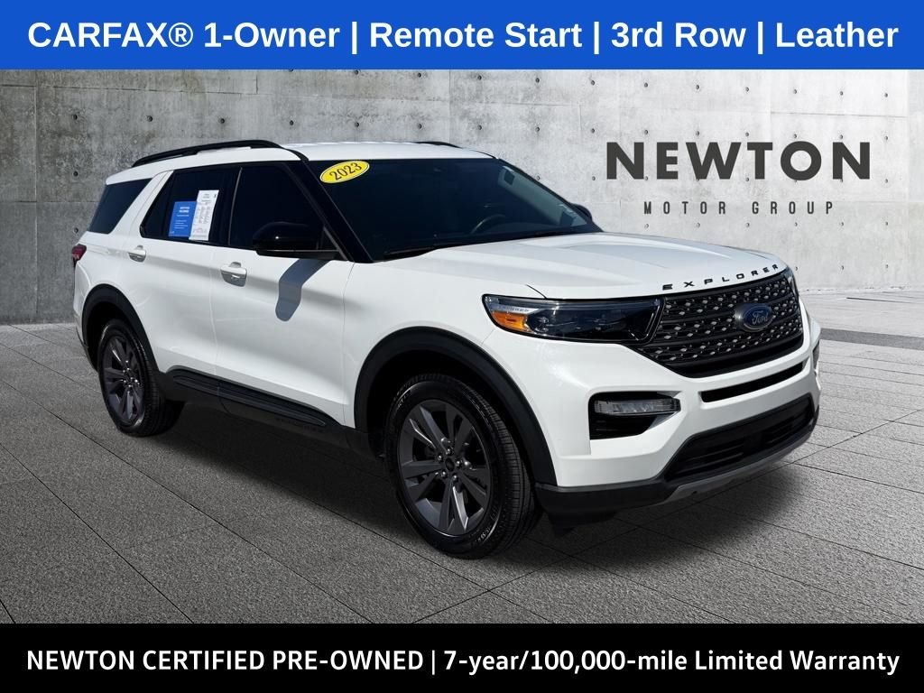 2023 Ford Explorer XLT 4WD's photo