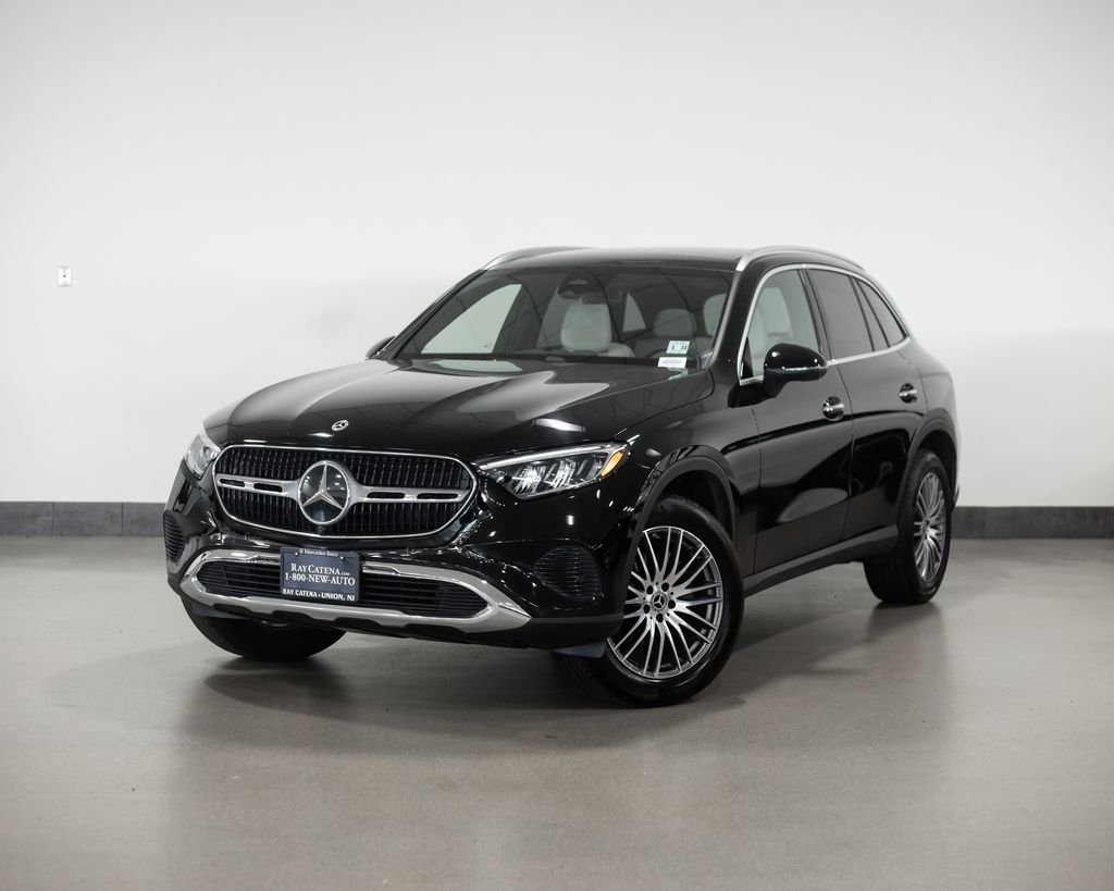 2026 Mercedes-Benz GLC GLC 300 4MATIC's photo