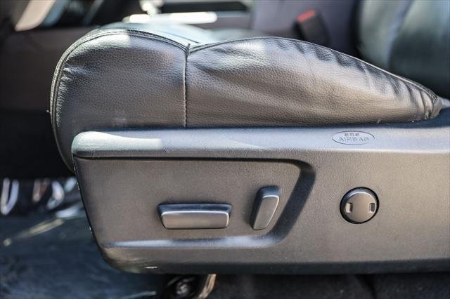 Certified Used 2021 SILVER SKY METALLIC Toyota  image 21