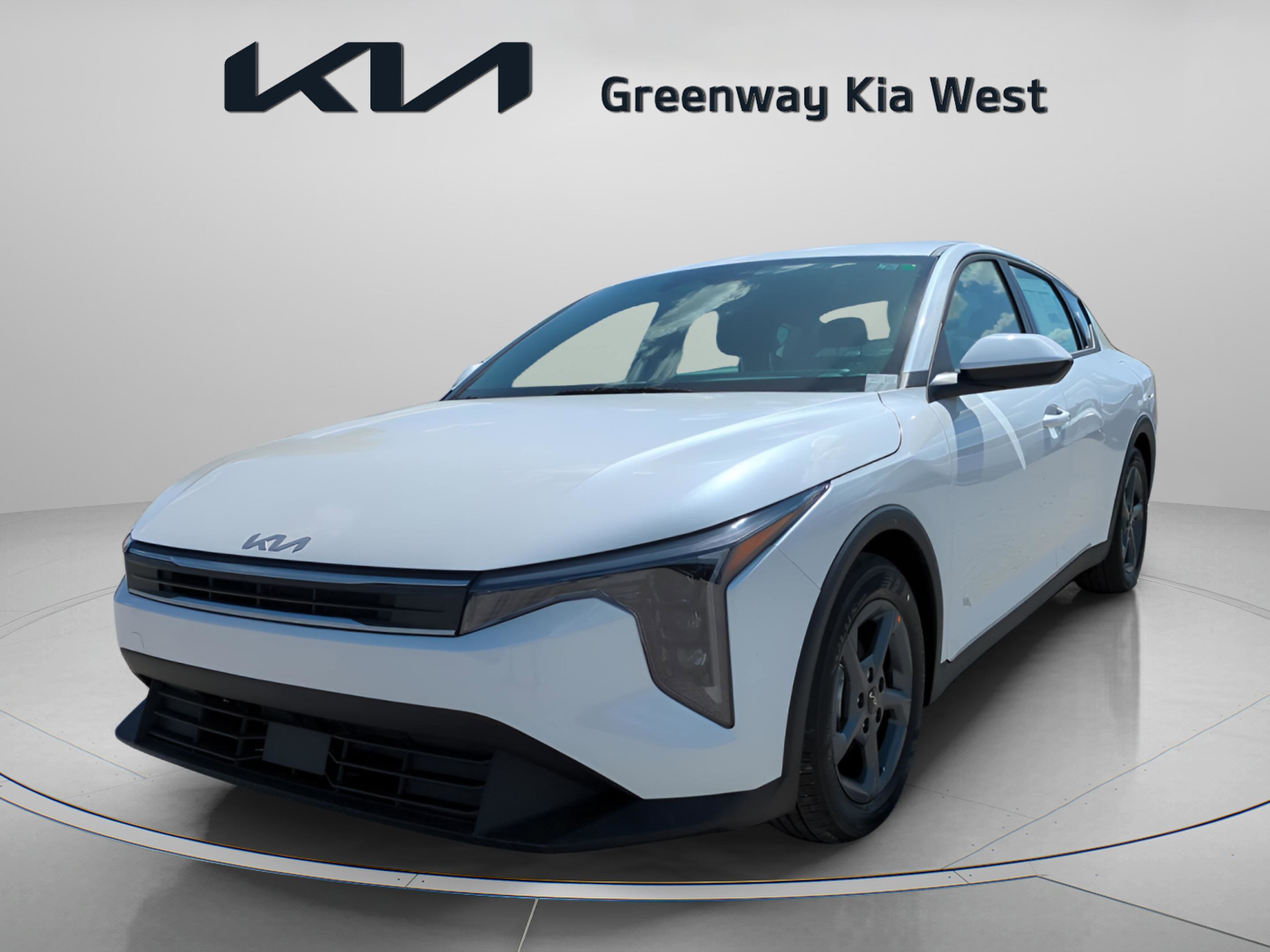 New 2026 Snow White Pearl Kia LXS image 4