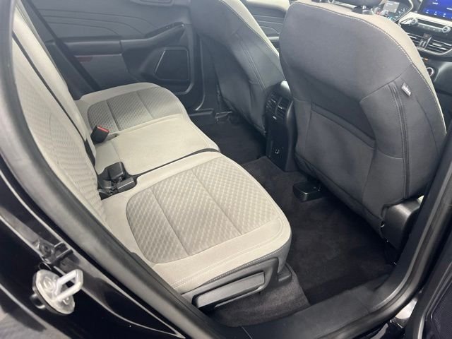 Used 2022 Agate Black Metallic Ford SE image 22