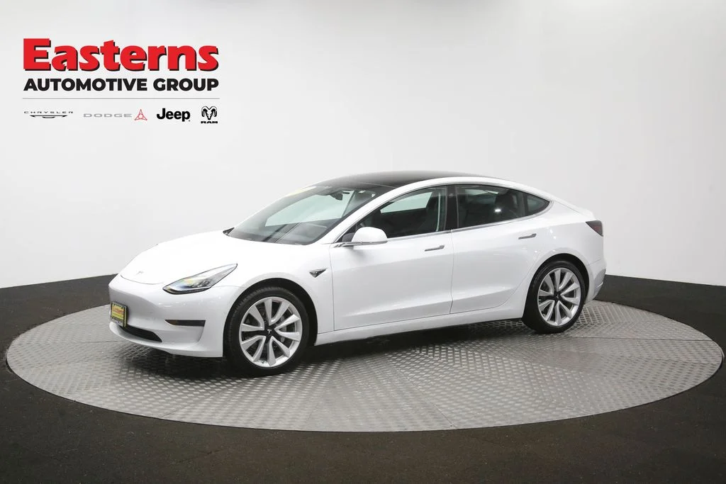 Used 2019 White Tesla Standard Range Plus image 51