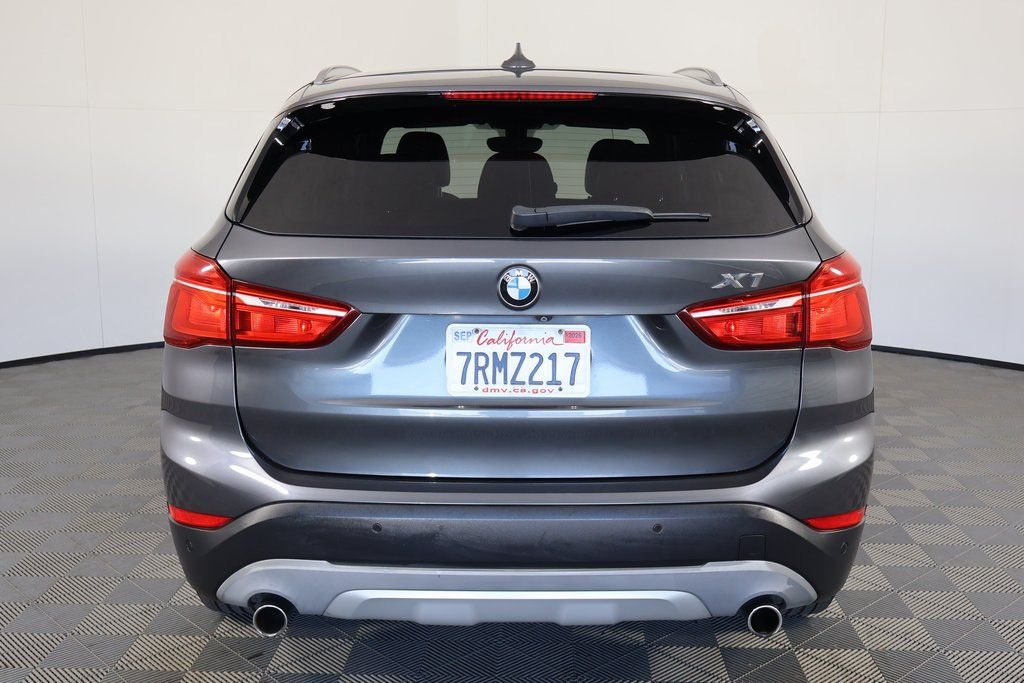 Used 2017 Mineral Gray Metallic BMW xDrive28i image 4