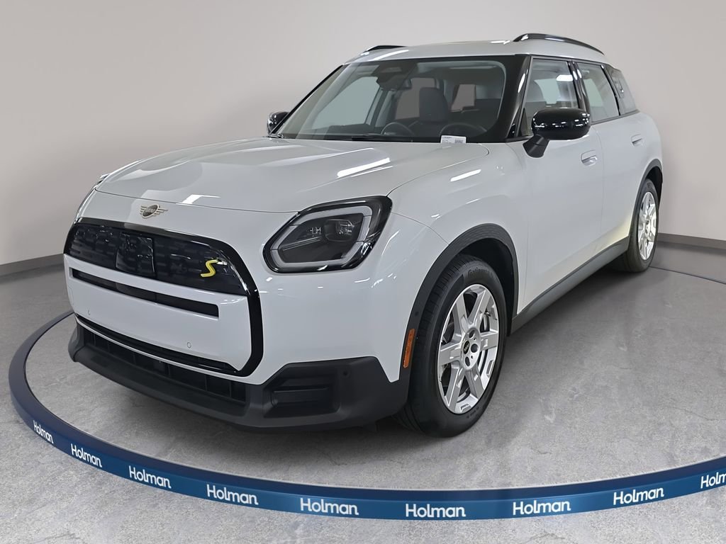 2025 MINI Countryman SE ALL4's photo