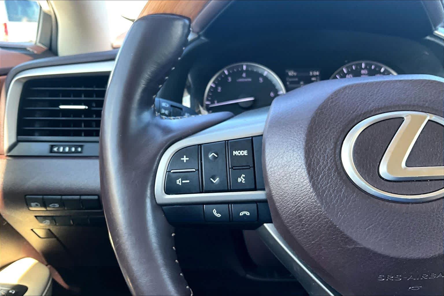 Used 2017 Atomic Silver Lexus  image 20
