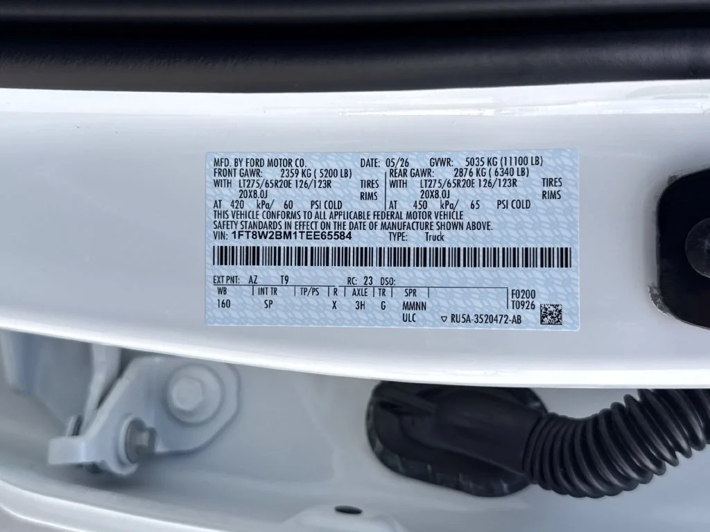 New 2026 Star White Metallic Tri-Coat Ford F-250® King Ranch® image 31