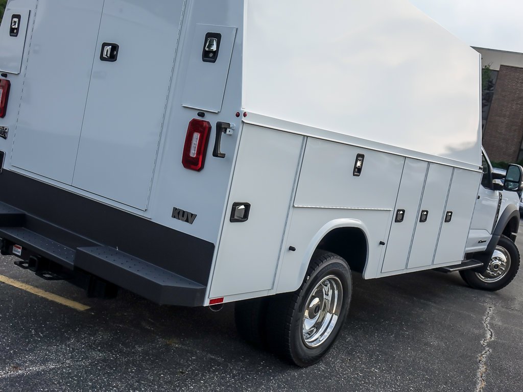 New 2026 Oxford White Ford XL image 8