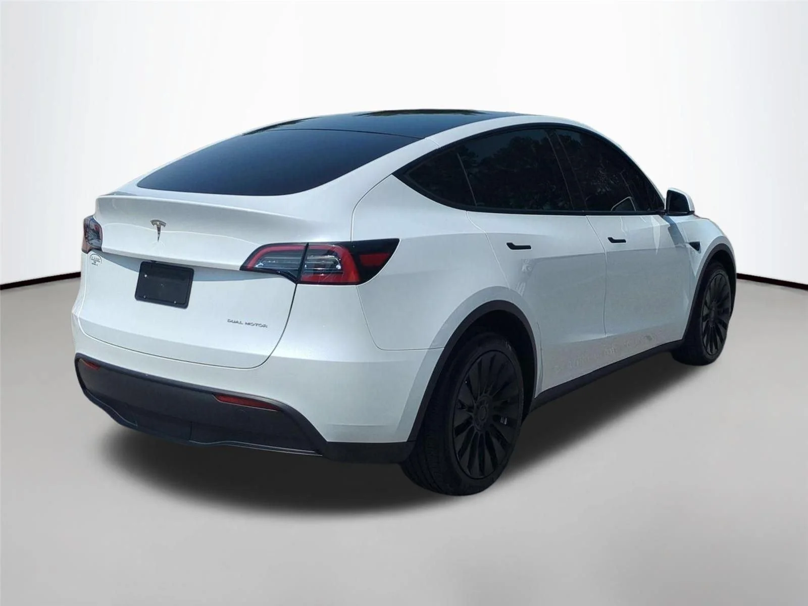 Used 2023 Pearl White Multi-Coat Tesla Long Range image 5