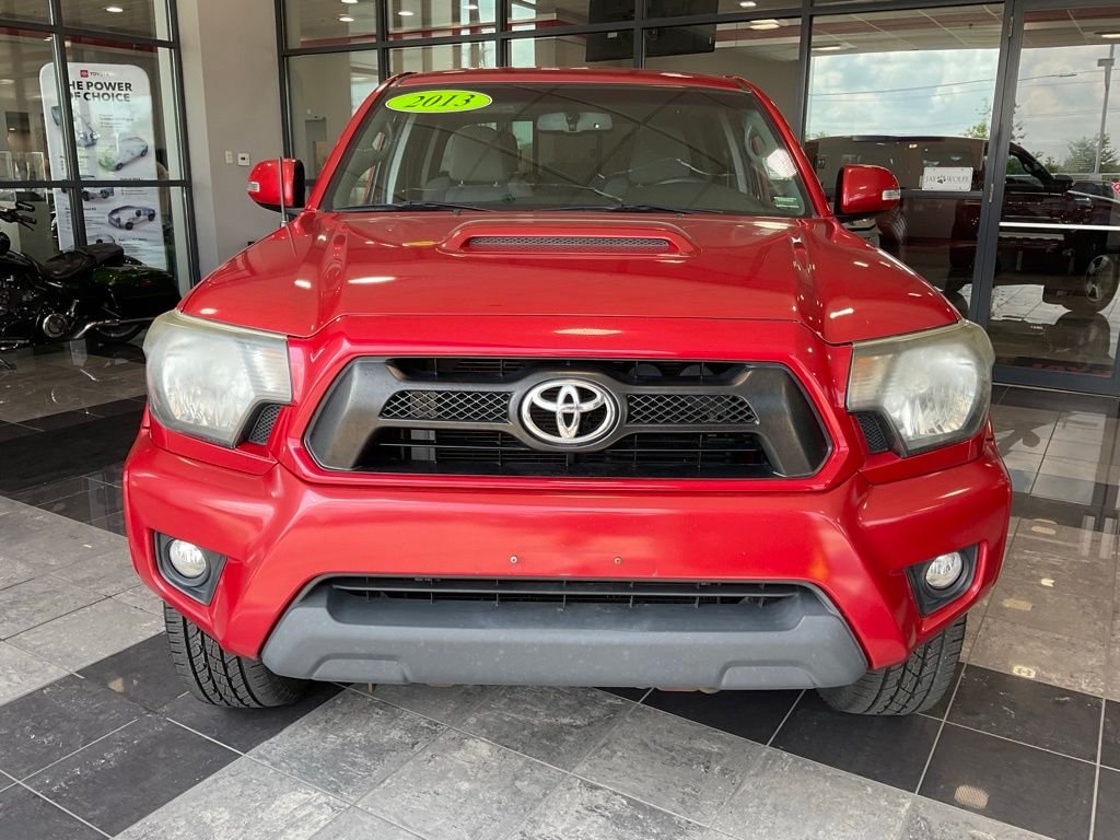 Used 2013 Toyota Tacoma Base with VIN 3TMLU4EN5DM112972 for sale in Kansas City