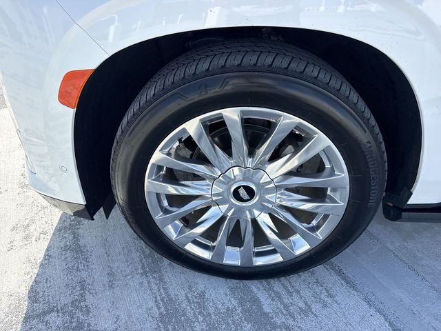 Used 2024 White Cadillac Premium Luxury image 10