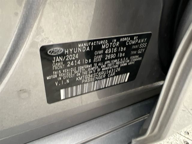2024 GENESIS G70 Standard - Photo 42